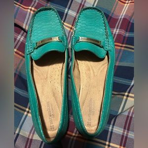 Naturalizer Turquoise Loafers